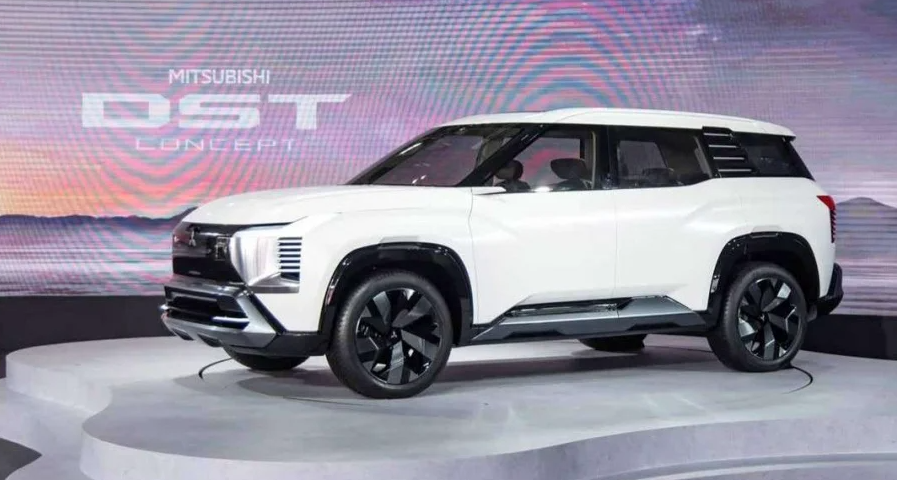 Beda Total Mesin Mitsubishi Destinator dan Xpander: Tenaga Turbo Lebih Gahar!